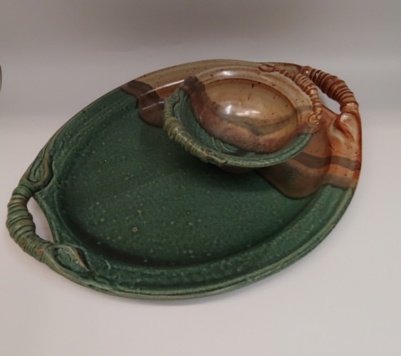 #220733 Chip & Dip Green/Tan $28.50 at Hunter Wolff Gallery